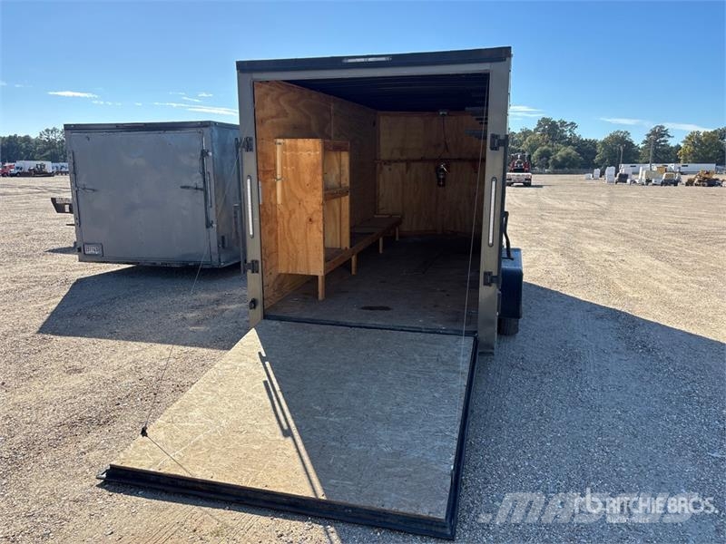 Spartan Cargo Trailers 16 ft T/A Enclosed Trailer 箱體拖車