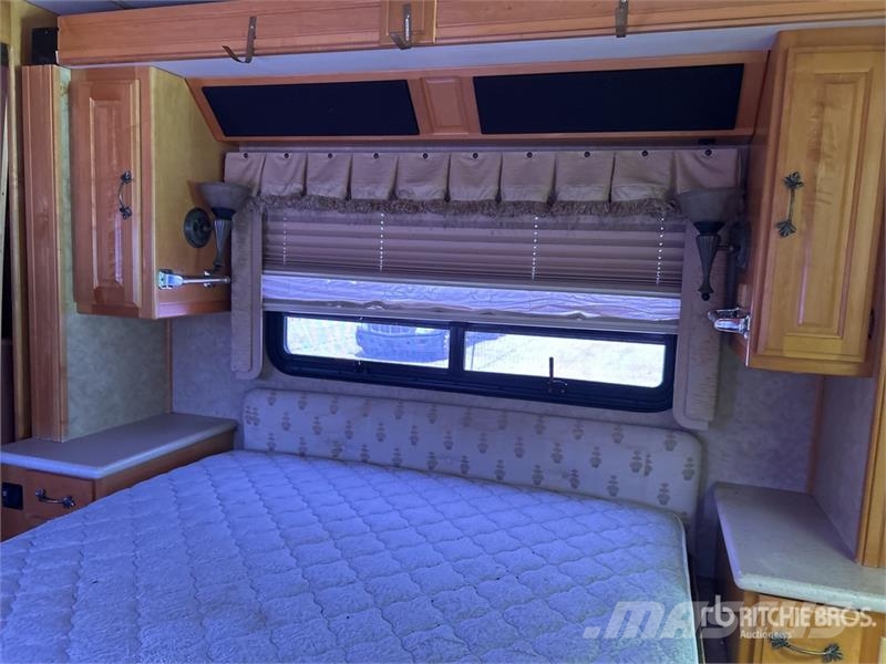 Spartan Motors Mountain Master Motor Home Lakóautó és lakókocsi