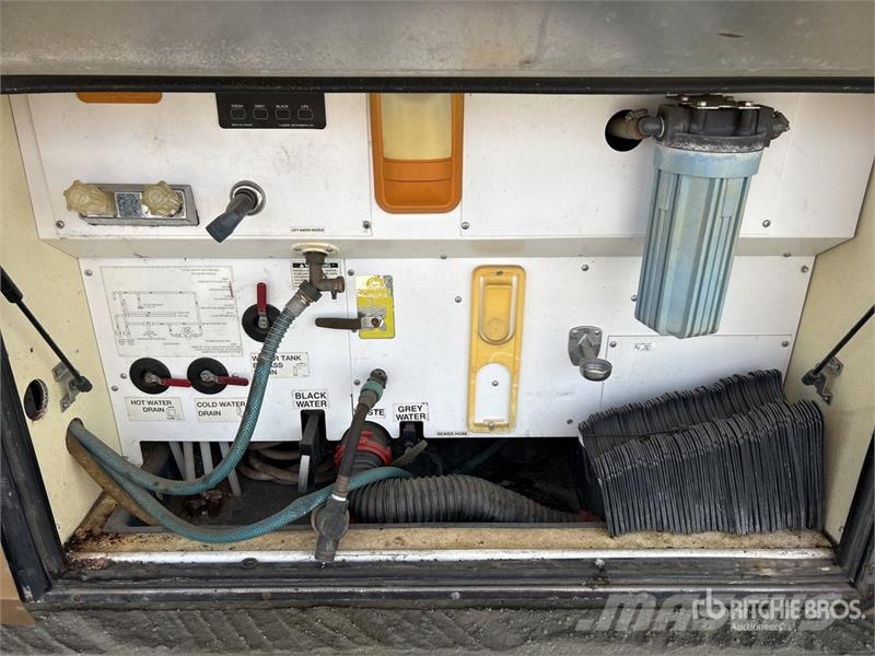 Spartan Motors Mountain Master Motor Home Lakóautó és lakókocsi