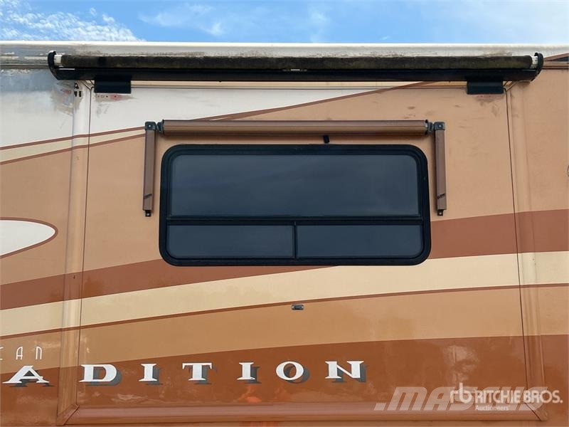 Spartan Motors Mountain Master Motor Home Lakóautó és lakókocsi