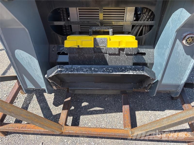 SSL1200-GRAY Mini Compact Track Loader (Unused) Šmykom riadené nakladače