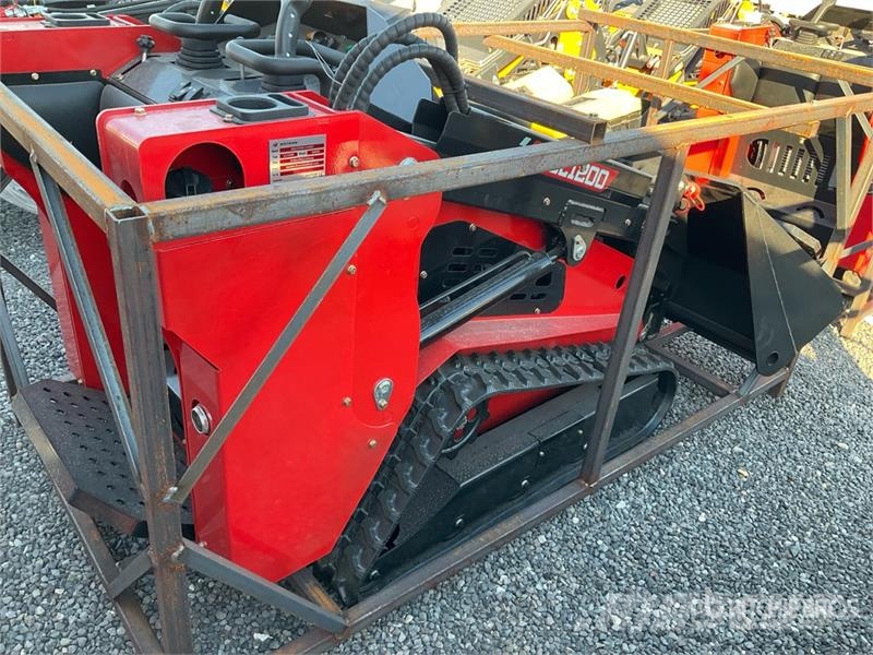 SSL1200 Mini Red Yanmar Diesel Compact Track Loade 스키드로더