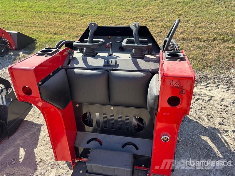  SSL1200 Mini Red Yanmar Diesel Compact Track Loade Skid steer mini utovarivači