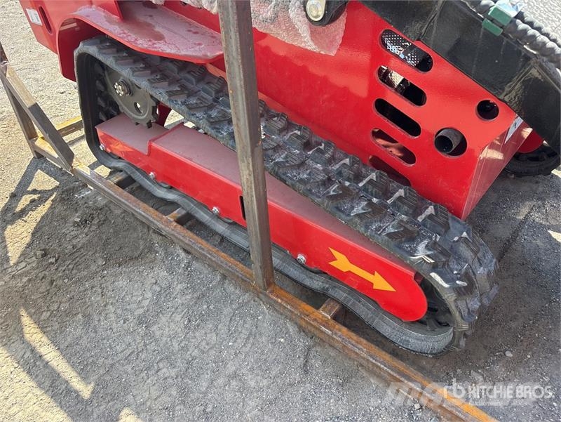  SSL1500-RED Mini Compact Track Loader (Unused) Šmykom riadené nakladače