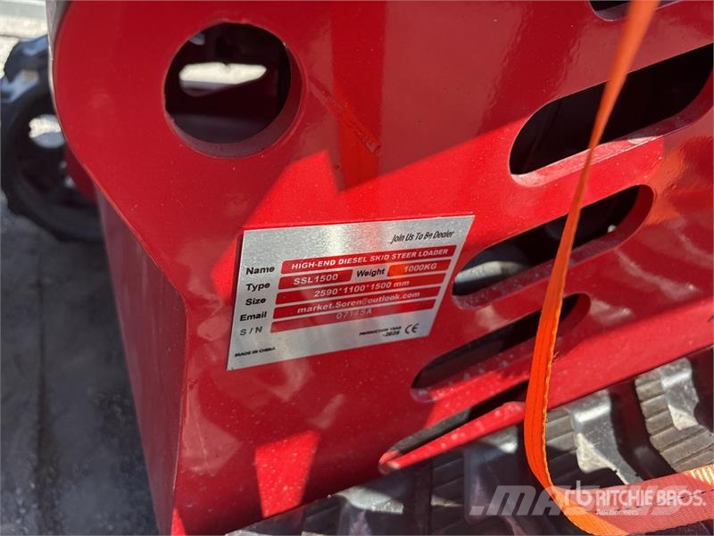  SSL1500-RED Mini Compact Track Loader (Unused) Šmykom riadené nakladače