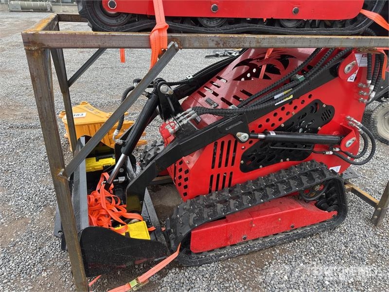  SSL60-RED Mini Compact Track Loader (Unused) Šmykom riadené nakladače