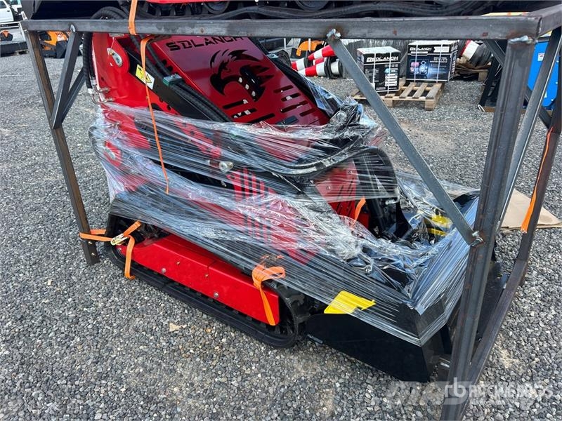 SSL60-RED Mini Compact Track Loader (Unused) Skid steer loderler