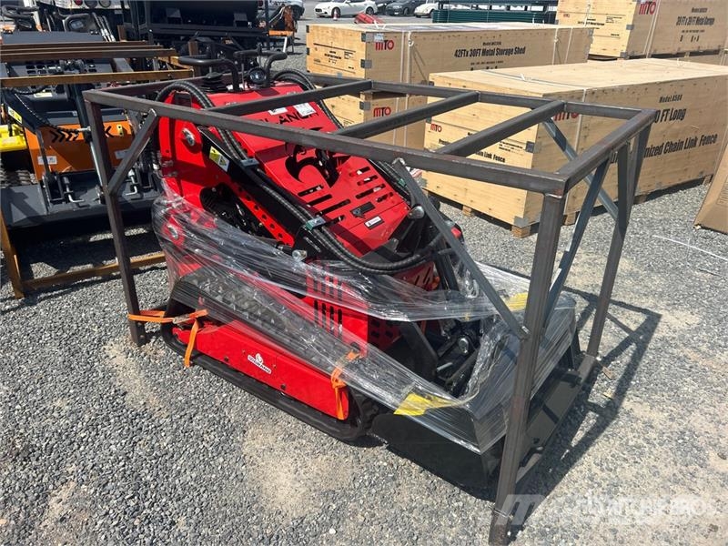 SSL60-RED Mini Compact Track Loader (Unused) Skid steer loderler