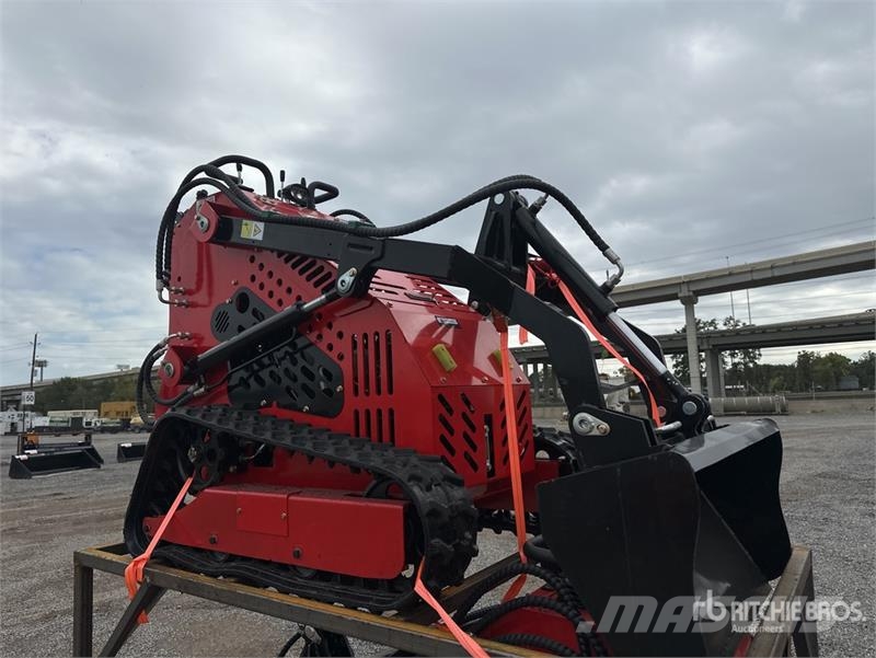  SSL60-RED Mini Compact Track Loader (Unused) Šmykom riadené nakladače