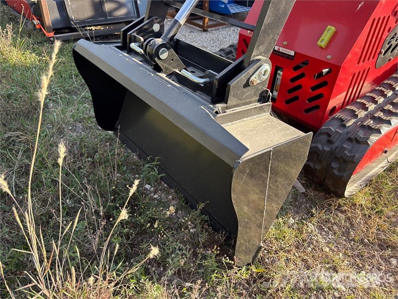 SSL60-RED Mini Compact Track Loader (Unused) Kompaktlader
