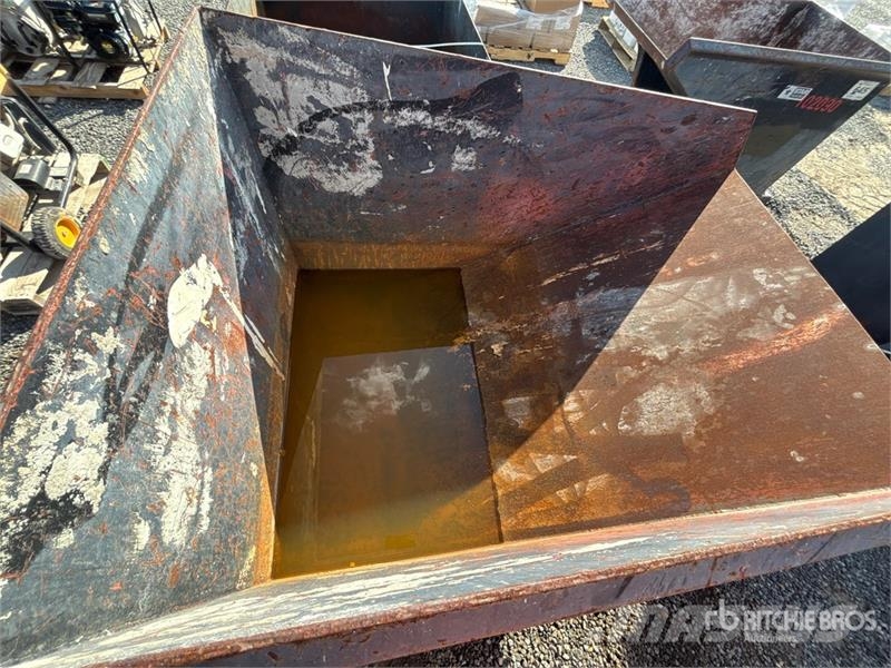 Star Industries 1815 1.5 cyd Self-Dumping Hopper Загрузочные бункеры