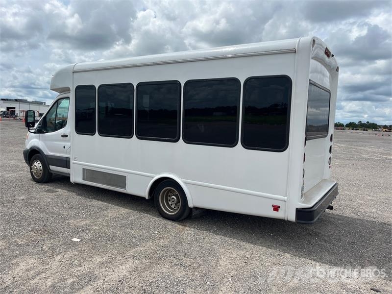 Starcraft Transit T350H 4x2 6-Seat Mini Bus Μίνι λεωφορεία