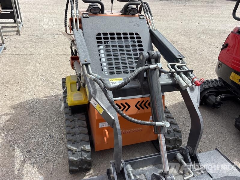 STARVOX SV-480 Mini Compact Track Loader (Unused) Skid steer loaders