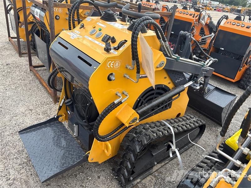 STARVOX SV-480 Mini Compact Track Loader (Unused) Skid steer loaders