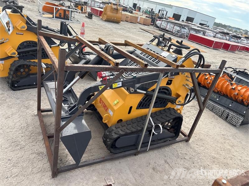  STARVOX SV-480 Mini Compact Track Loader (Unused) Skid steer loaders