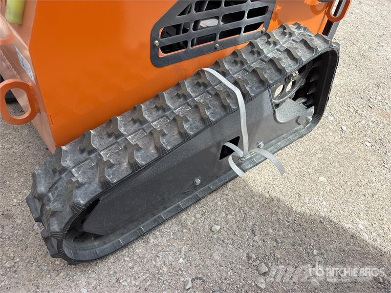 STARVOX SV-480 Mini Compact Track Loader (Unused) Skid steer loaders
