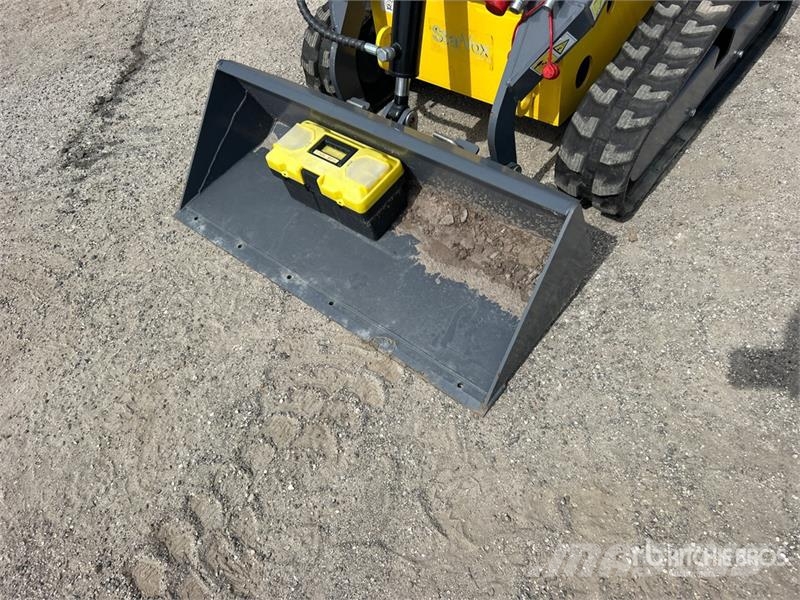 STARVOX SV-480 Mini Compact Track Loader Kompaktrakodók