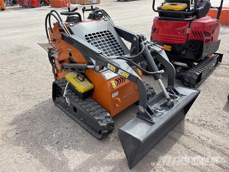 STARVOX SV-480 Mini Compact Track Loader (Unused) Skid steer loaders