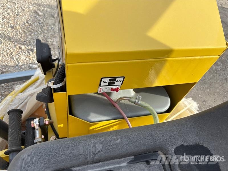  STARVOX ZJ-80 Ride-On . Power Trowel المسجات