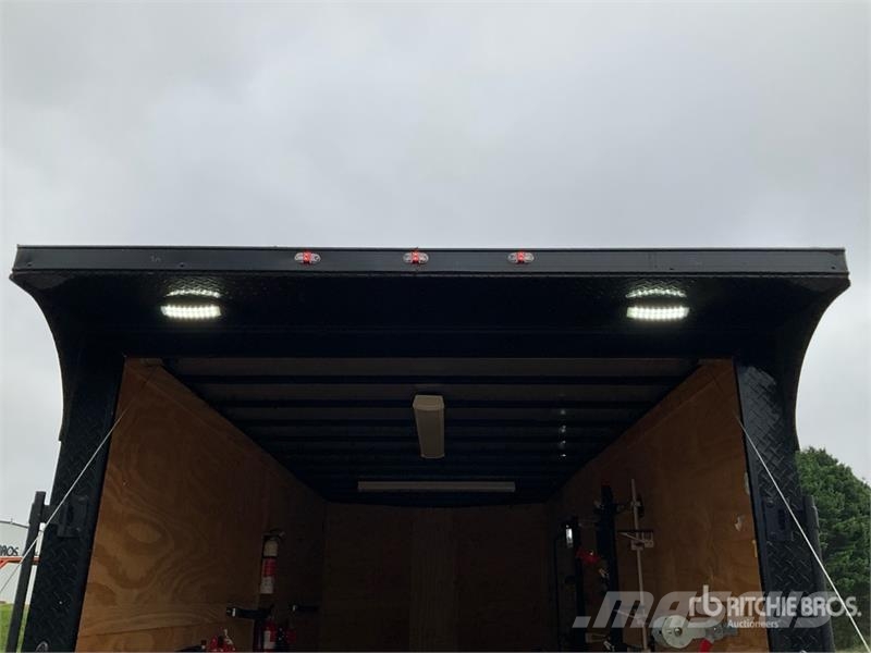 Steel Pines 7X16TA2 16 ft T/A Enclosed Trailer Прицепы-фургоны
