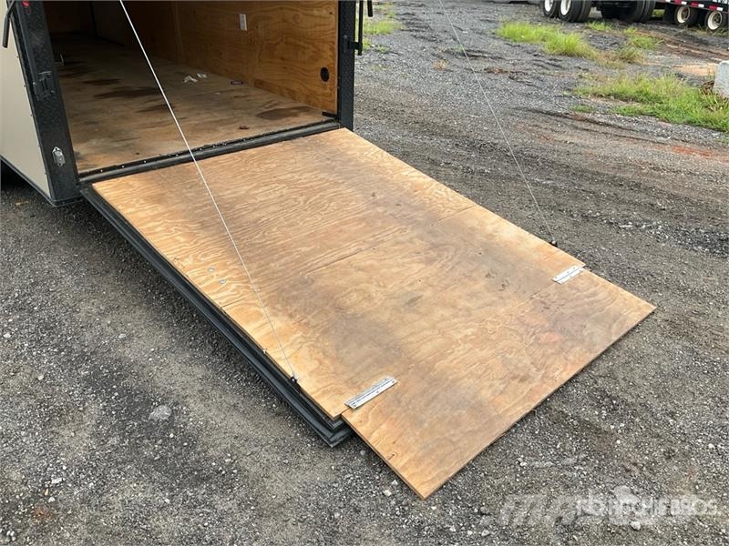 Steel Pines 7X16TA2 16 ft T/A Enclosed Trailer Прицепы-фургоны