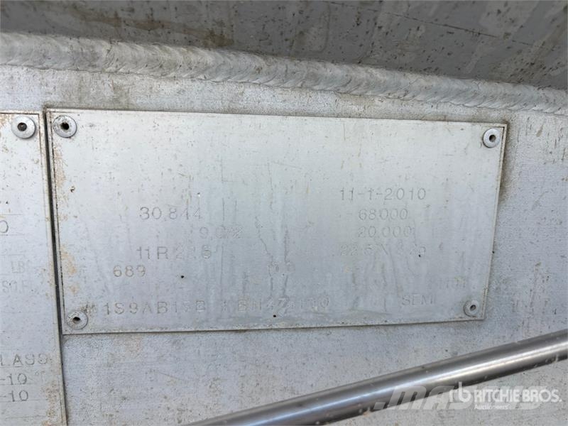 Stephens MC407 8400 gal T/A Tanker Trailer Autocisternas