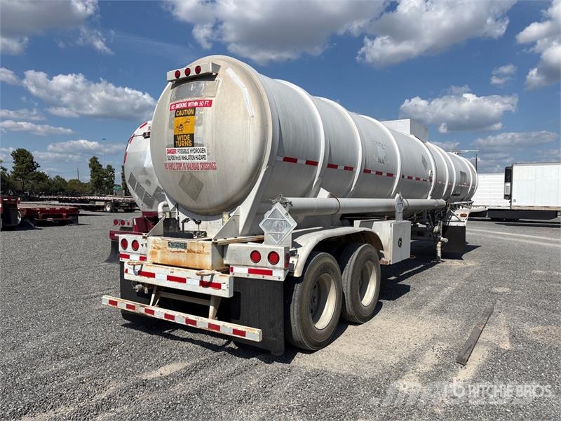 Stephens MC407 8400 gal T/A Tanker Trailer Autocisternas