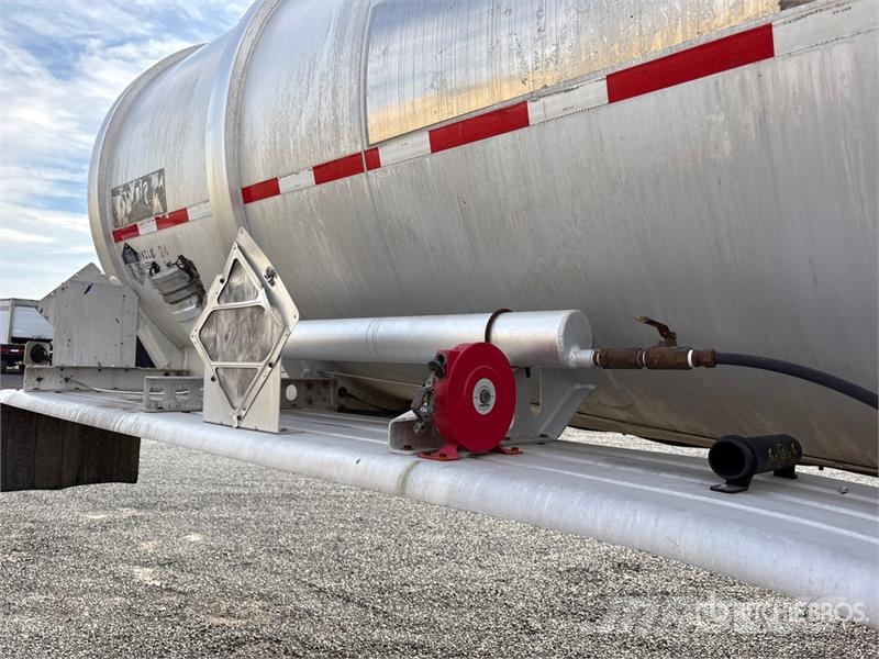 Stephens MC407 8400 gal T/A Tanker Trailer Ρυμούλκες βυτίων
