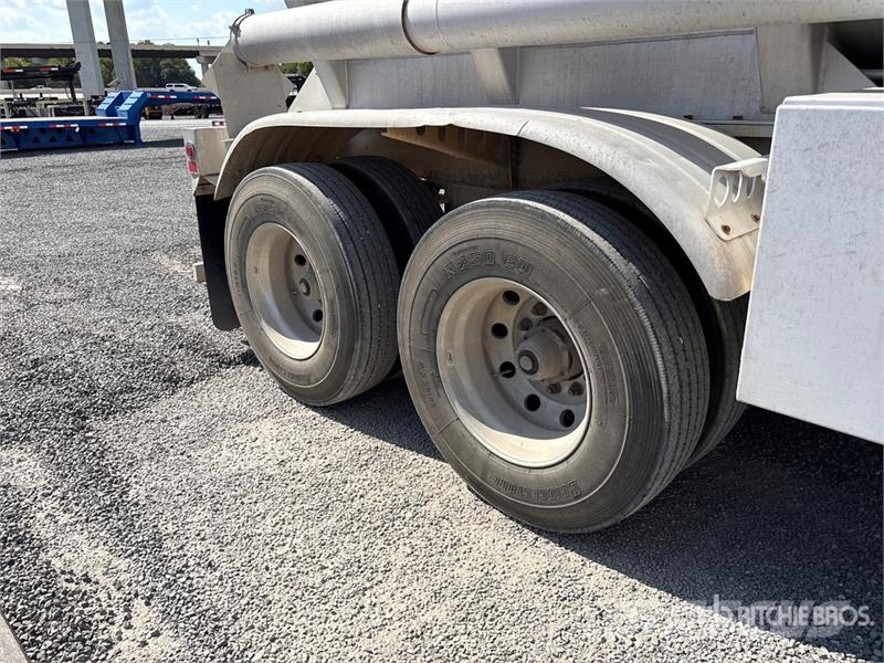 Stephens MC407 8400 gal T/A Tanker Trailer Autocisternas