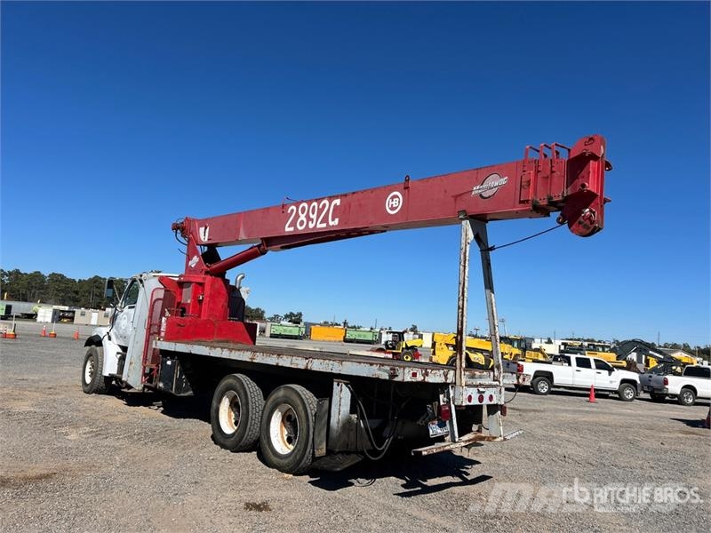 Sterling 2892C 56000 lb Straight Boom on Sterling LT7500 6x Kamioni sa kranom