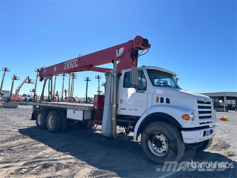 Sterling 2892C 56000 lb Straight Boom on Sterling LT7500 6x Kamioni sa kranom