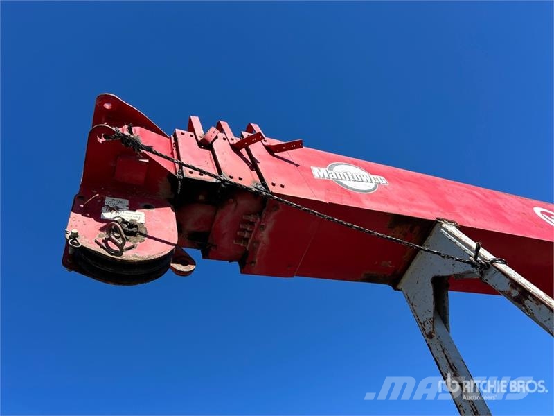 Sterling 3892C 56000 lb Straight Boom on Sterling LT7500 6x Camiões grua