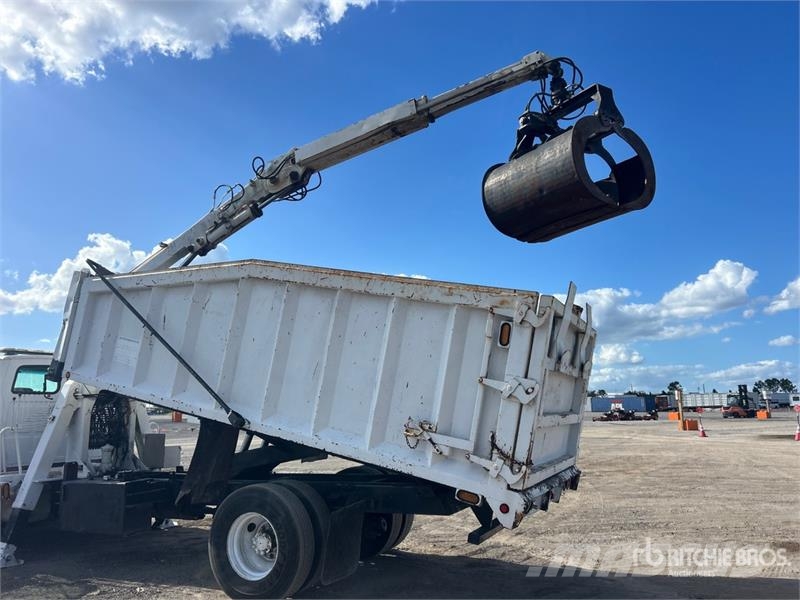 Sterling Acterra 4x2 Grapple Truck Grabulje