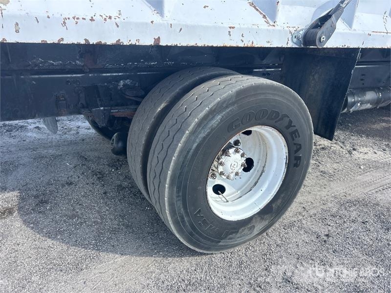 Sterling Acterra 4x2 Grapple Truck Grabulje