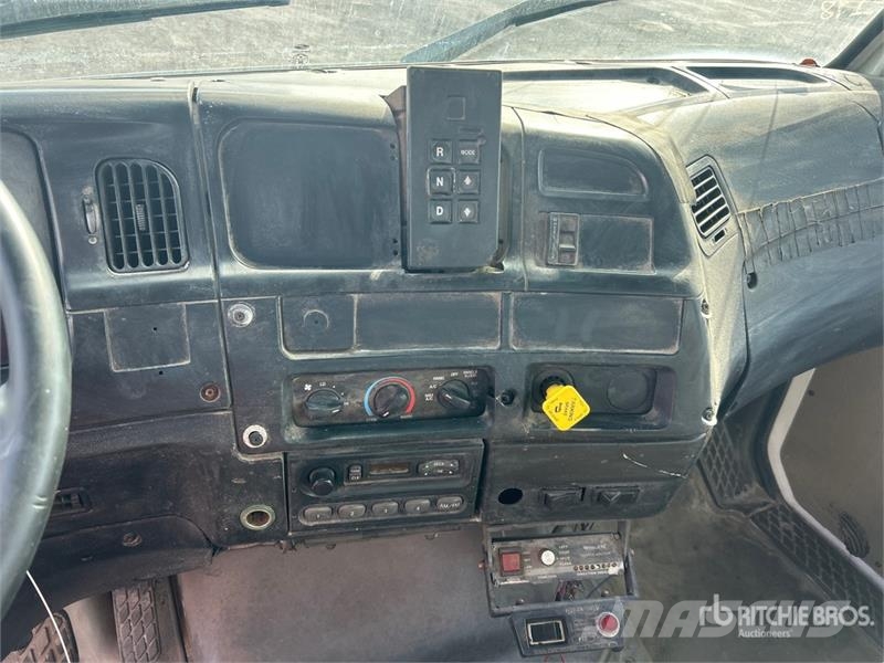 Sterling Acterra 4x2 Grapple Truck Grabulje