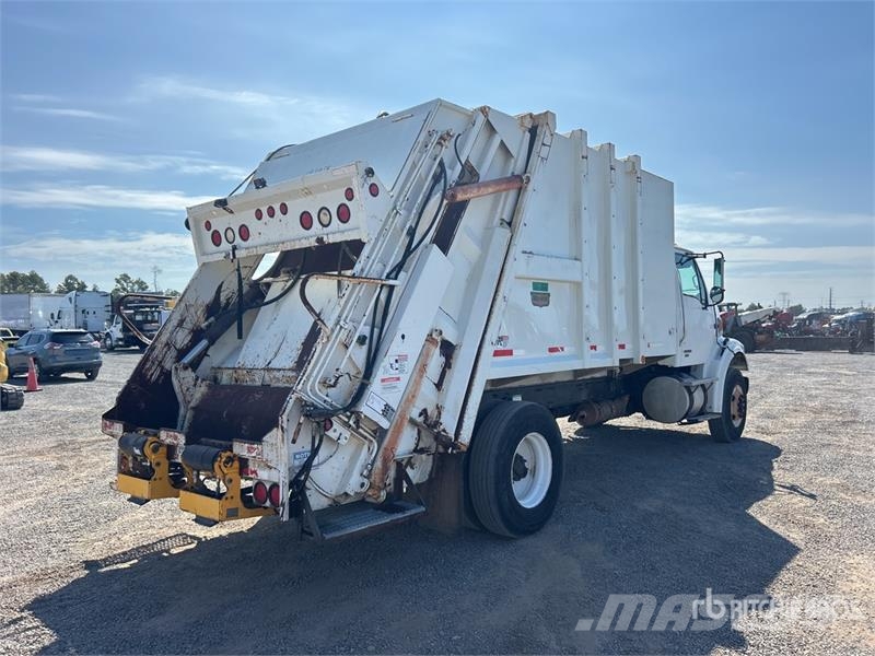 Sterling L7500 Waste trucks