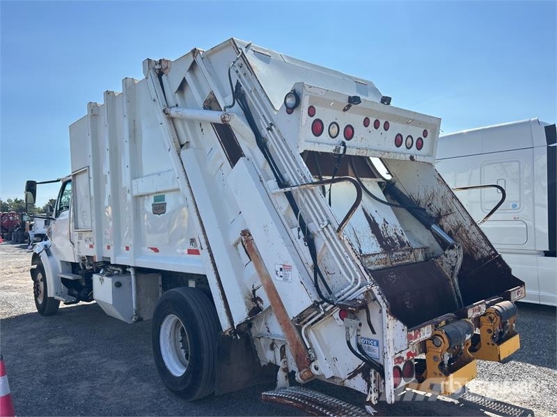 Sterling L7500 Waste trucks
