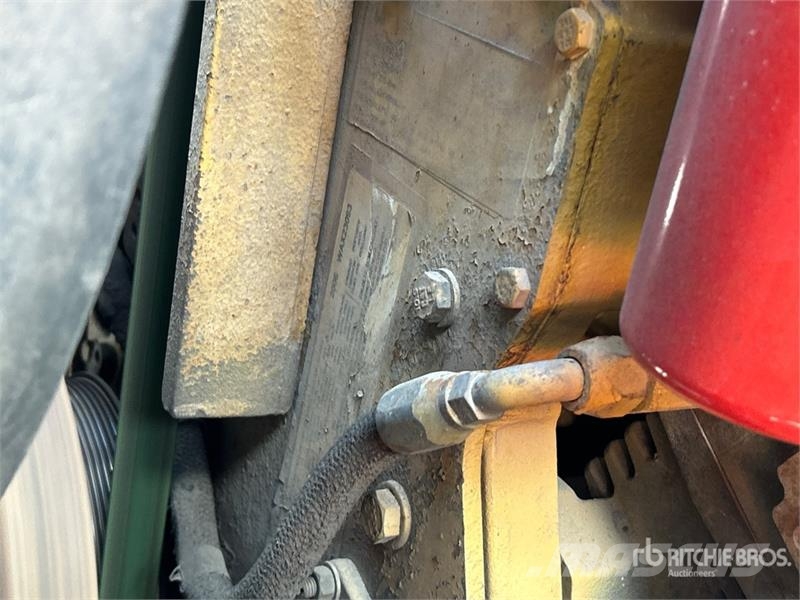 Sterling LT7500 Kombinētās vakumsūkņa mašīnas
