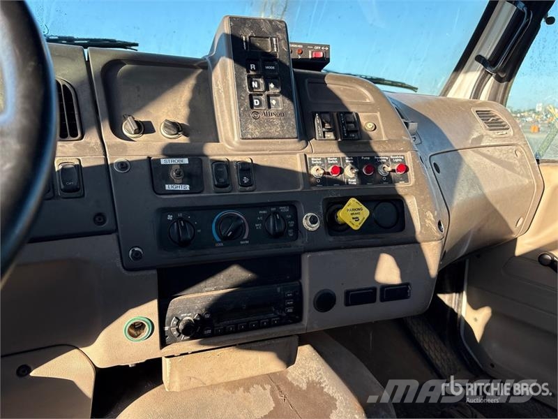 Sterling LT7500 Camiões Aspiradores Combi