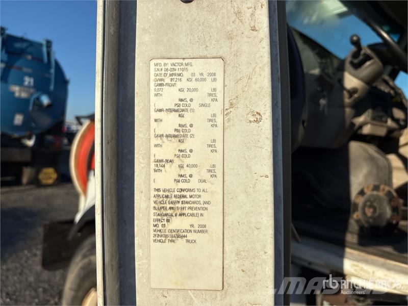 Sterling LT7500 Camiões Aspiradores Combi