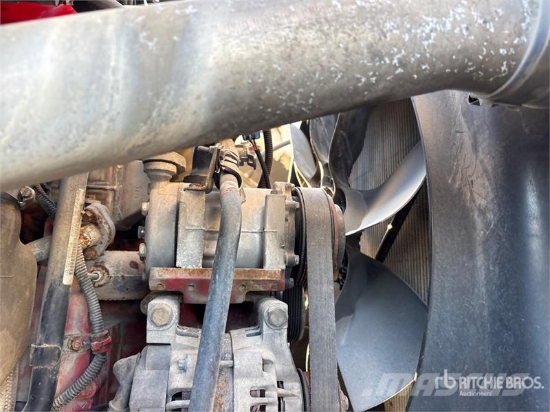 Sterling LT7500 Camiões Aspiradores Combi