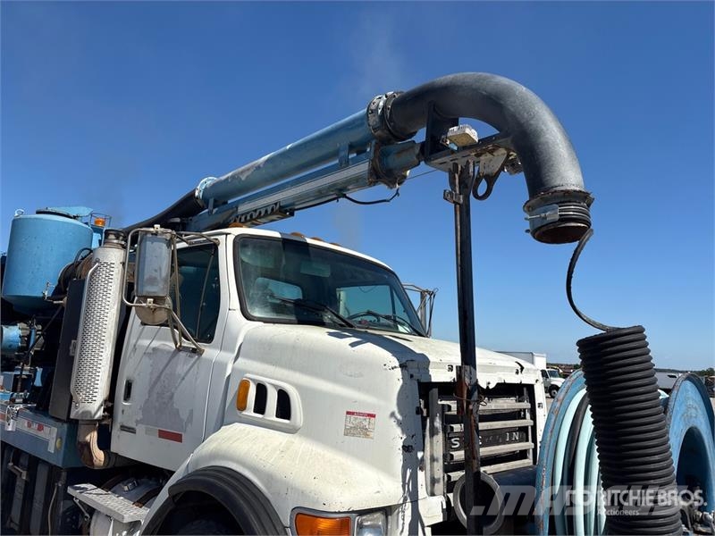 Sterling LT7500 Commercial vehicle