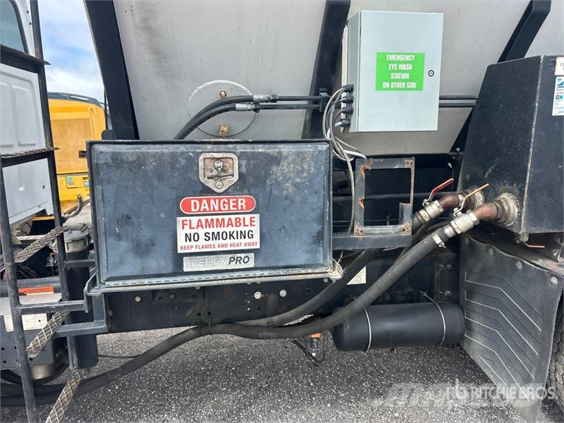 Sterling LT7500 6x4 Volumetric Mixer Truck Betoniere