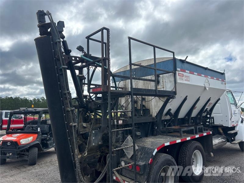 Sterling LT7500 6x4 Volumetric Mixer Truck Betoniere
