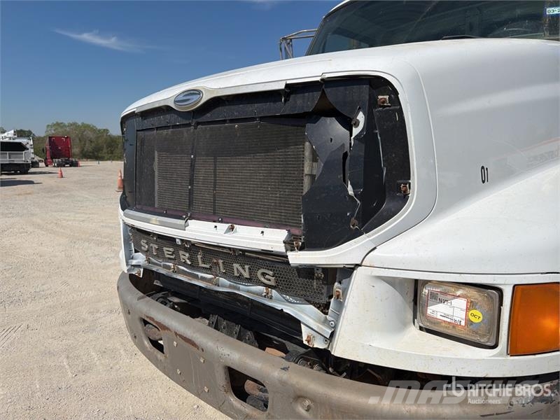 Sterling LT9500 Tipper trucks