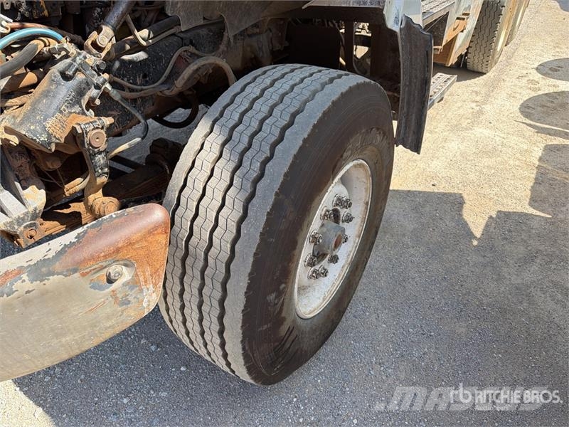 Sterling LT9500 Tipper trucks