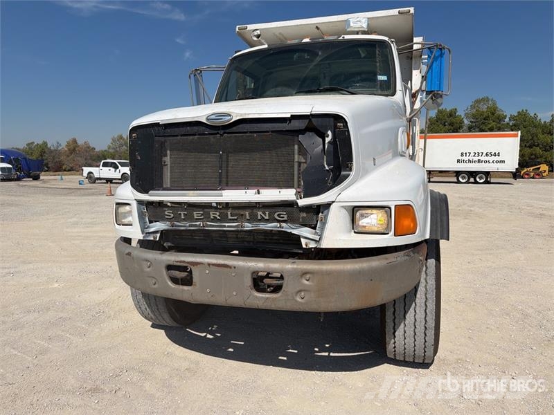 Sterling LT9500 Tipper trucks