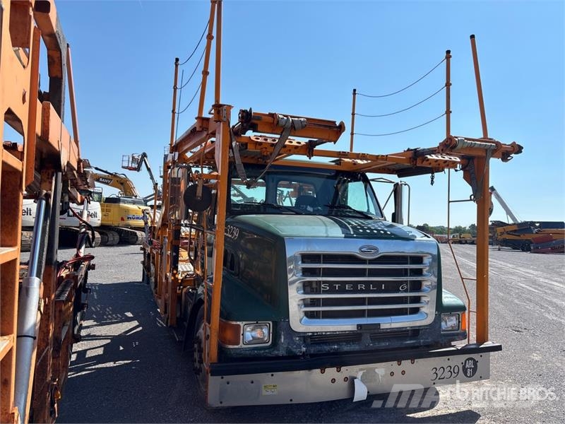Sterling LT9500 Avtotransporterji