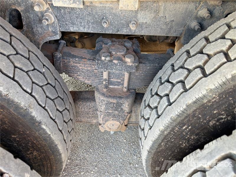 Sterling LT9500 Tipper trucks
