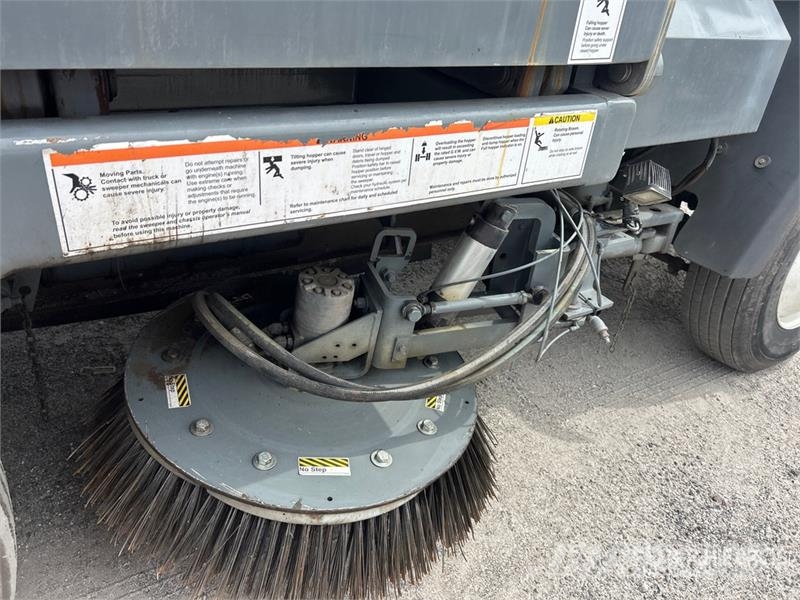 Sterling SC8000 Tänavapuhastusveokid